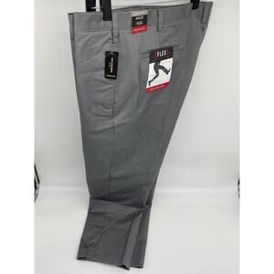 Van Heusen Mens Flex Dress Pants Size 44x30 Comfort Stretch Trousers